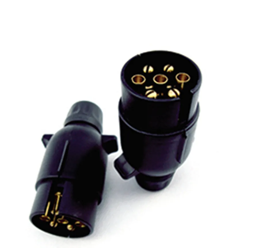 Ture Factory Supplie Widely Used Automtive Plug