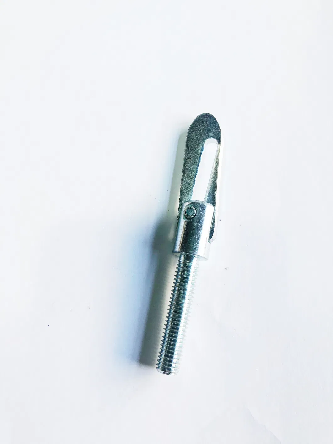 True Factory for New Type Metal Threaded Antiluce Screw with Nut Bolt Fasteners Tailgate Drop Catch, Pin Lock, Drop Lock, Accept OEM, Towing Pin