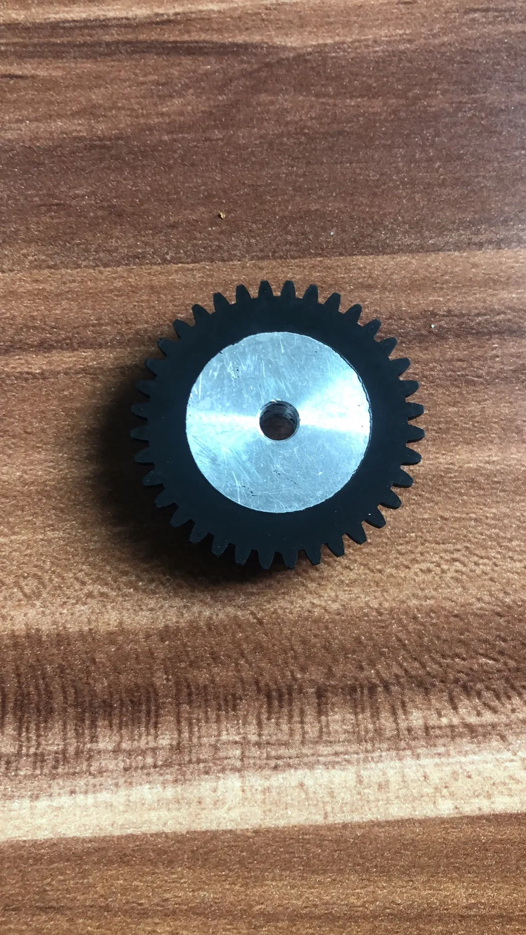 Low Price High Quality Rubber Gear